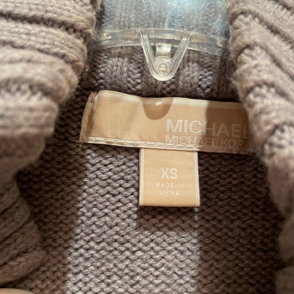 Michael Kors Gray Faux Fur Vest - Picture 3 of 3